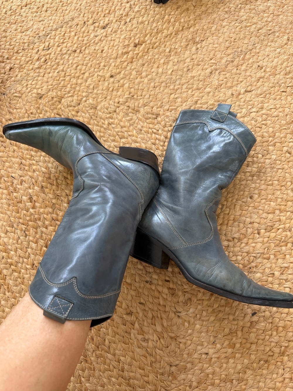 Free People Vintage Blue Cowboy Boot. Great blue ❤️❤️❤️Hot festival Dance 🔥❤️